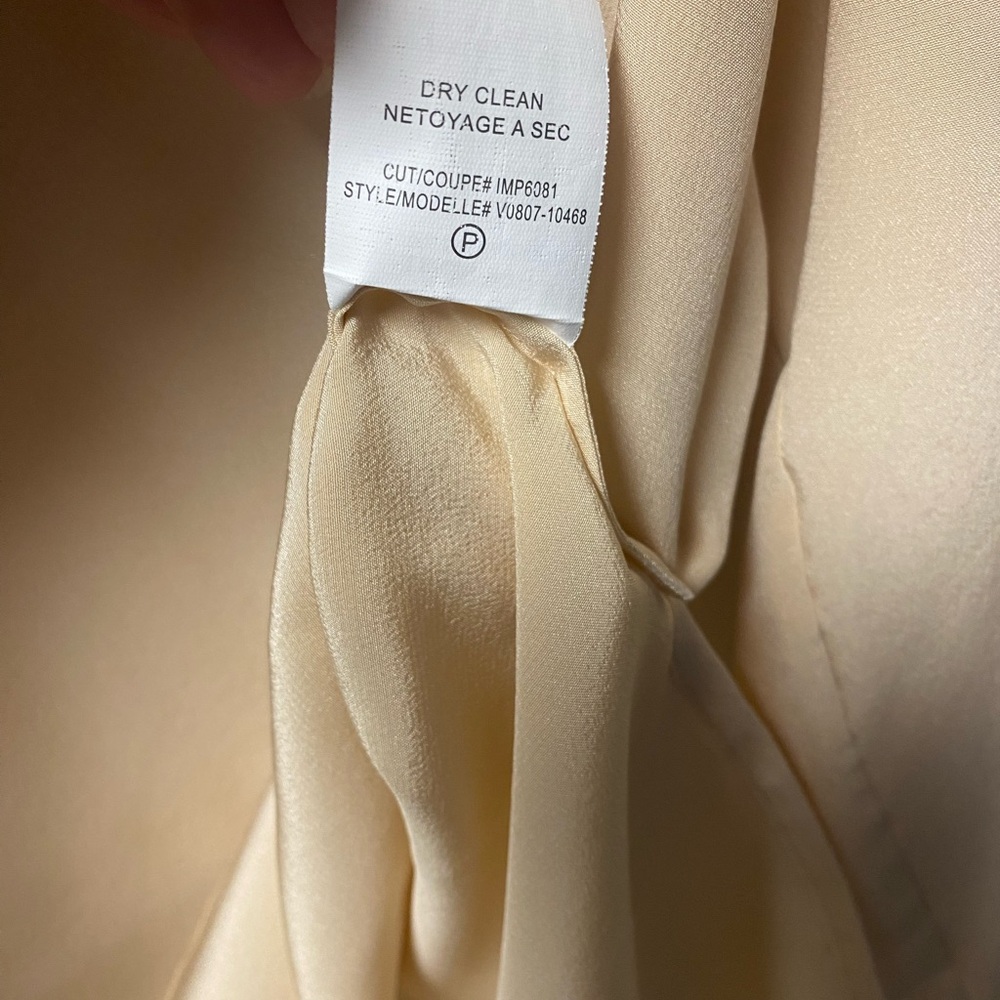 Vince Peachy Split-Neck Long-Sleeve Silk Blouse - Picture 6 of 6